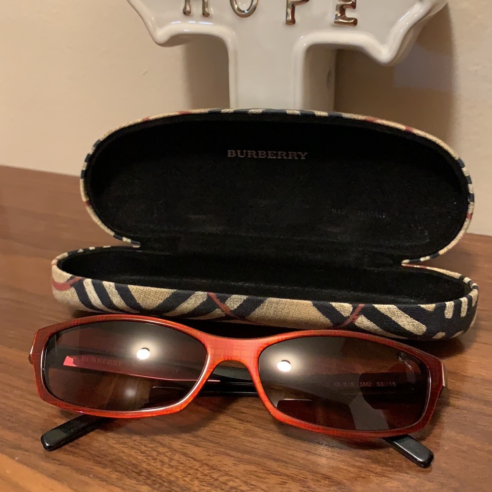 Burberry vintage sunglasses